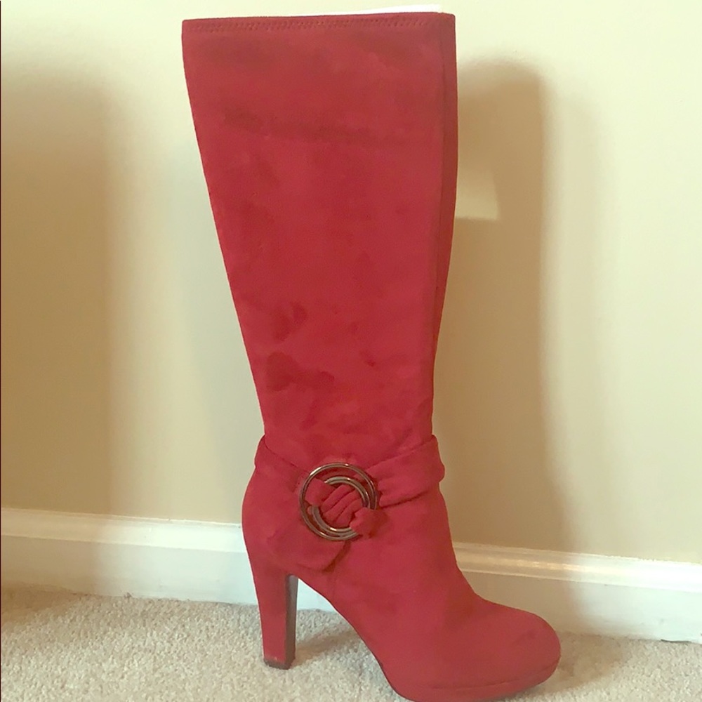 Owney boot by Impo, still in box